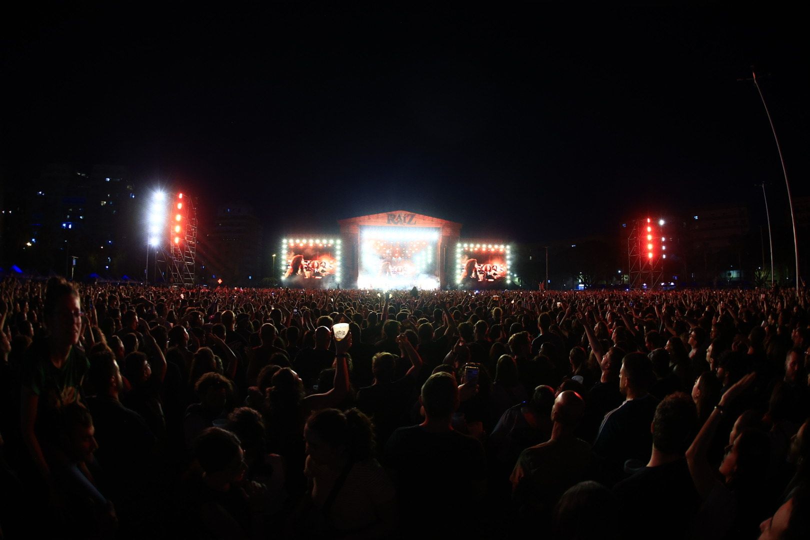 FOTOS | Así ha sido el concierto de La Raiz en Mislata