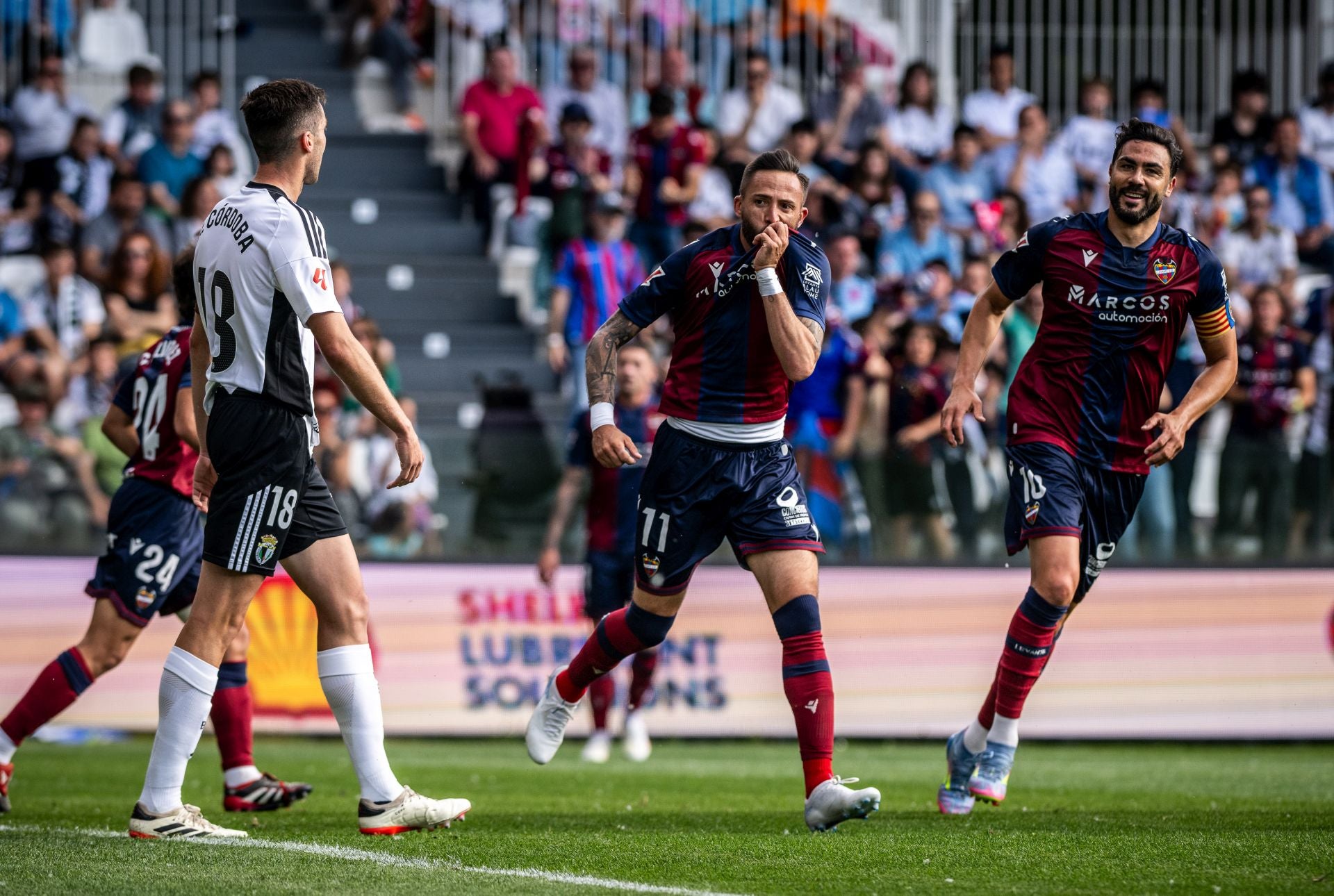 ¿Cuánto dinero se juega el Levante por acabar primero?