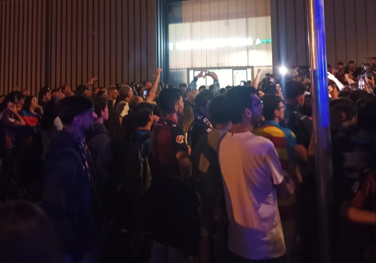 Los héroes levantinistas de burgos recibidos a lo grande por la afición en valencia | las provincias