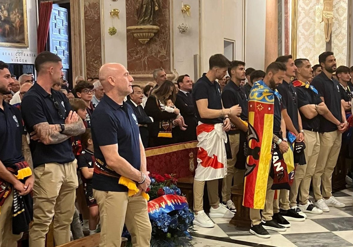 Iborra, a la Virgen de los Desamparados: «Eres del Levante»