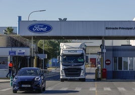 Puerta de acceso a la factoría de Ford Almussafes.