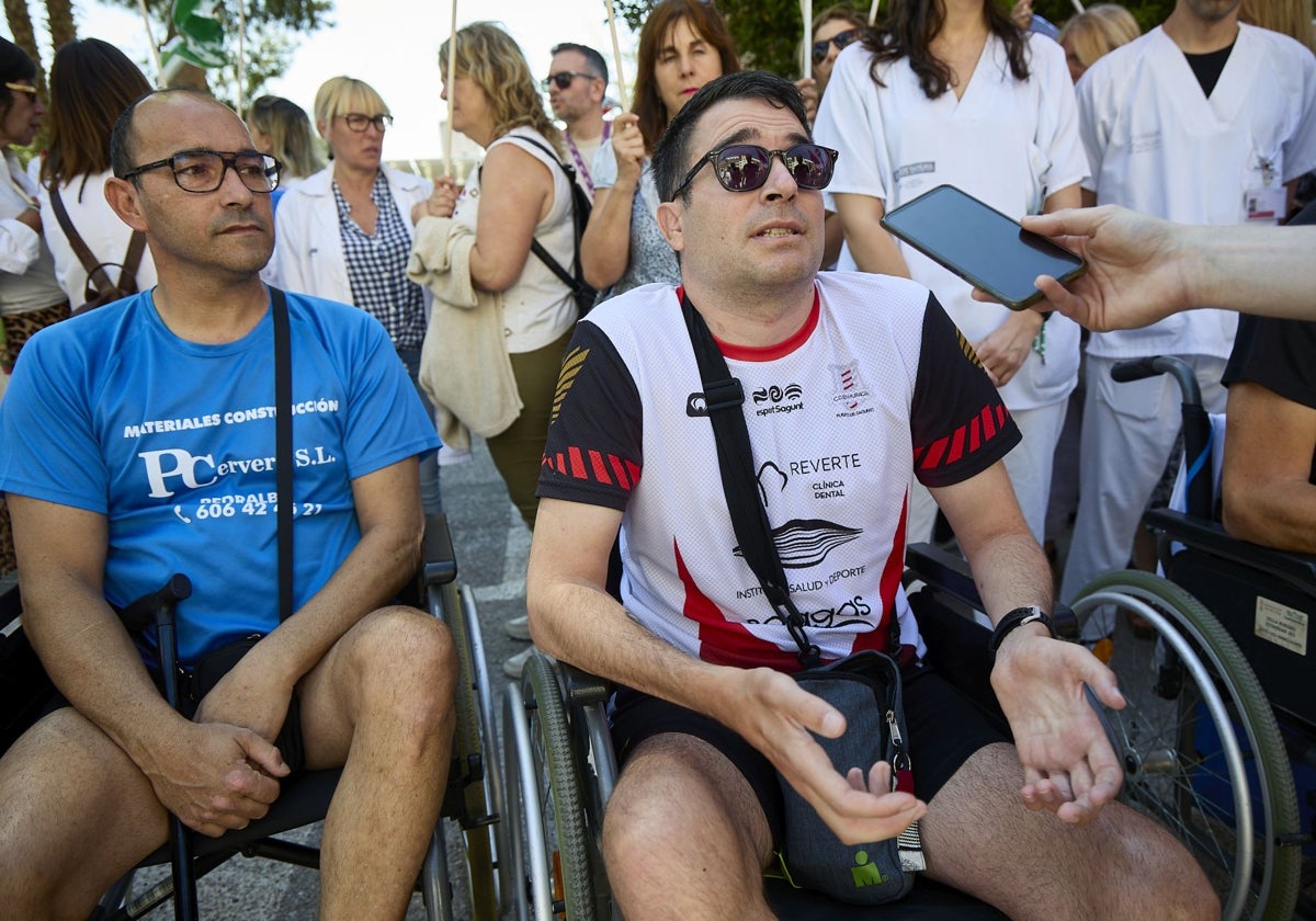 El nerviosismo de los pacientes del moliner: «no sabemos cuándo nos vamos y en mislata ni hay cafetería» | las provincias