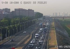 Atasco de este martes en la V30 visto por las cámaras de la DGT.