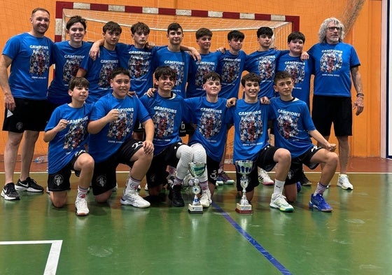 Equipo infantil campeón de la Copa.