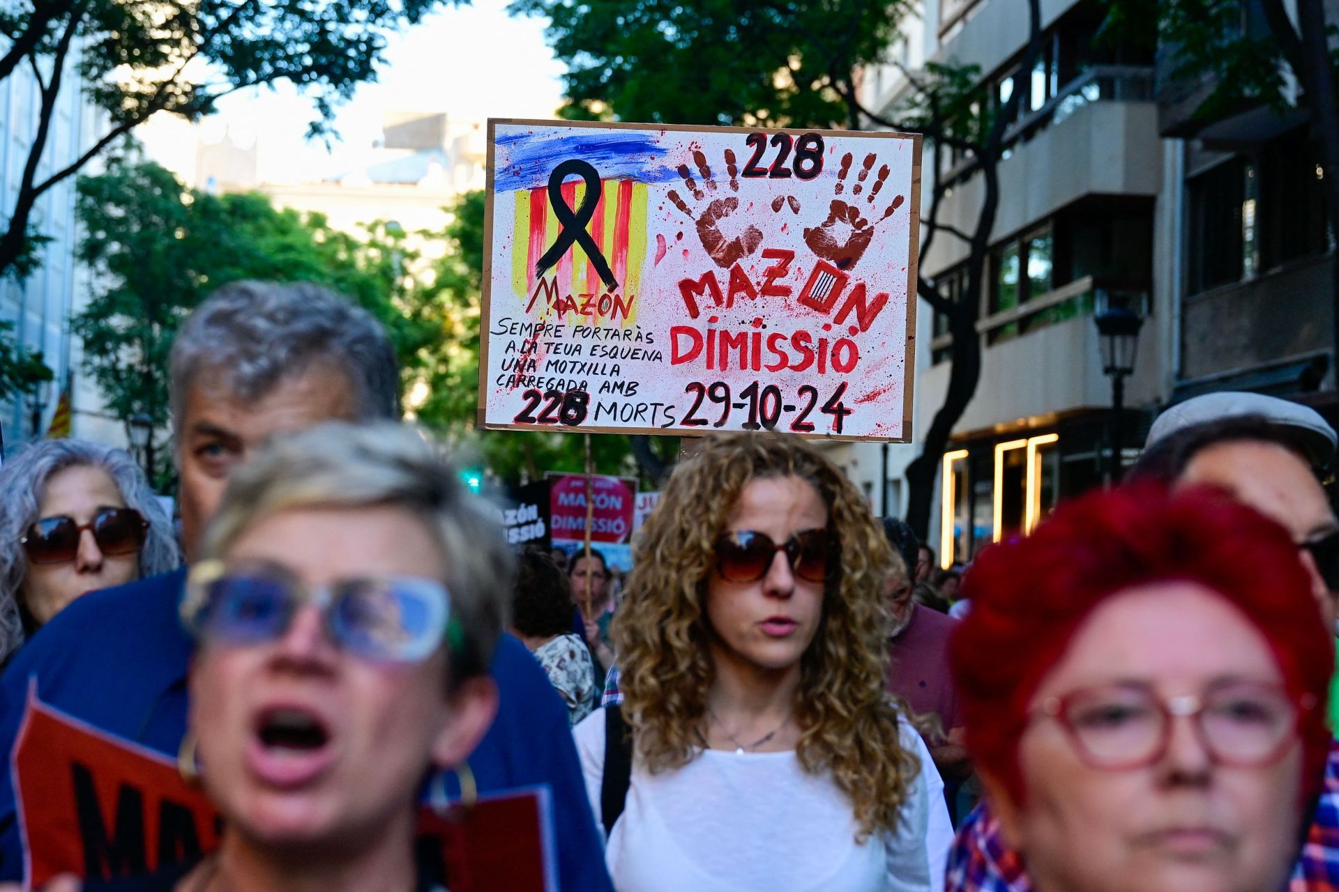 FOTOS | Séptima manifestación en Valencia por la gestión política de la dana