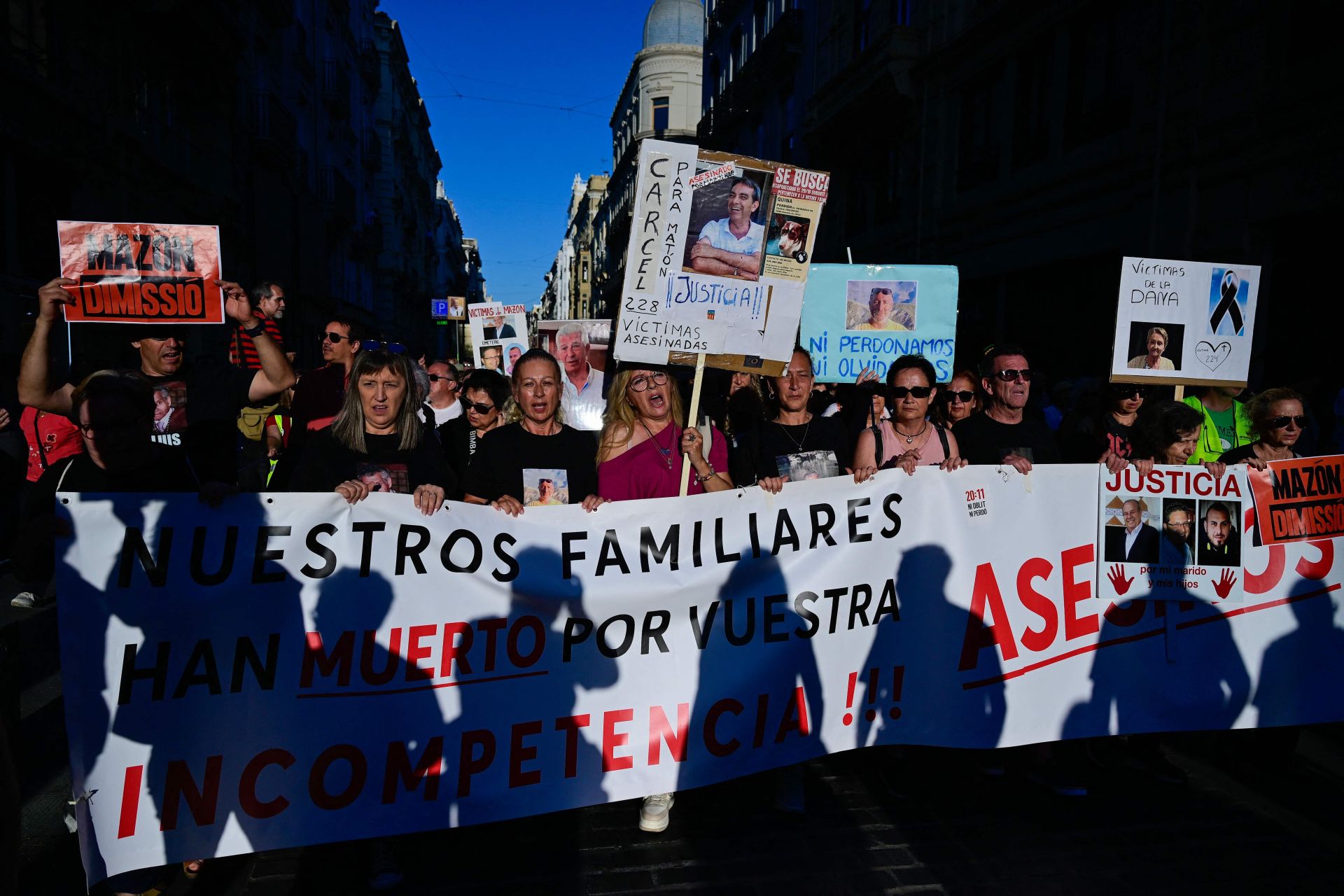 FOTOS | Séptima manifestación en Valencia por la gestión política de la dana