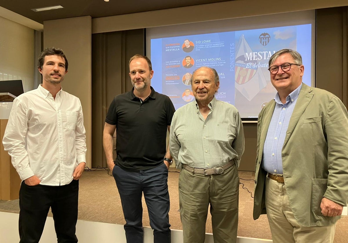 Los ponentes del debate; Vicent Molins, Sid Lowe, Manuel Pascual y Andrés Goerlich.