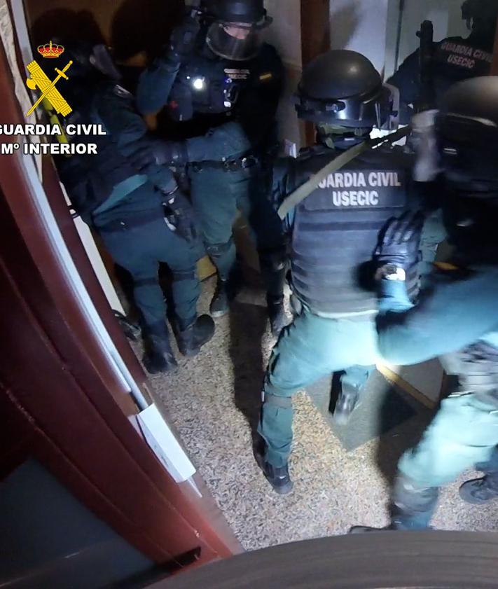 Imagen secundaria 2 - Cae la 'mafia del cobre' tras un centenar de robos con un botín de 2,5 millones de euros
