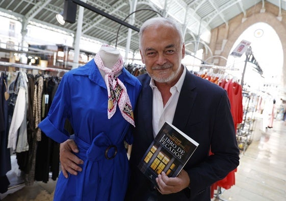 Esteban González Pons en el Mercado de Colón.