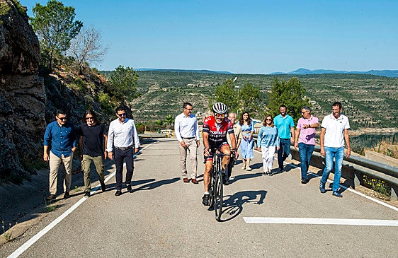 Finalizado el acondicionamiento de la carretera del Embalse de Tous