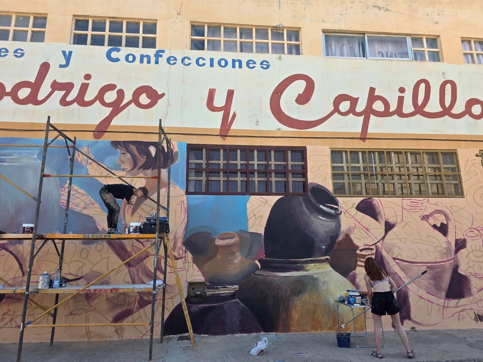 FOTOS | Los murales toman las calles de Cheste