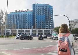 Vista del edificio que ardió.