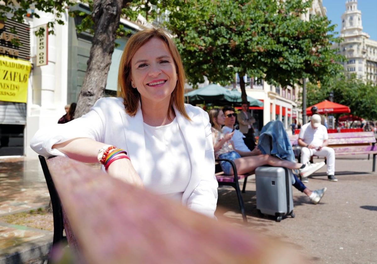 Pilar bernabé: «yo puedo ir por la calle, y el president de la generalitat no» | las provincias
