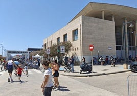 La meta de la prueba, junto al IES Isabel de Villena.