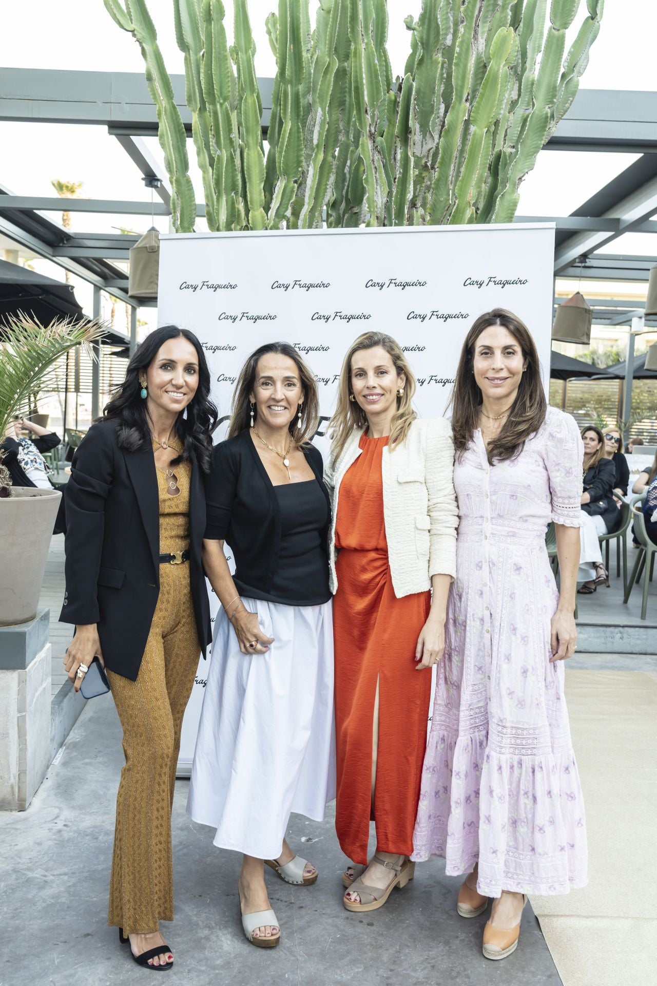 Asistentes al desfile de Cary Fragueiro.