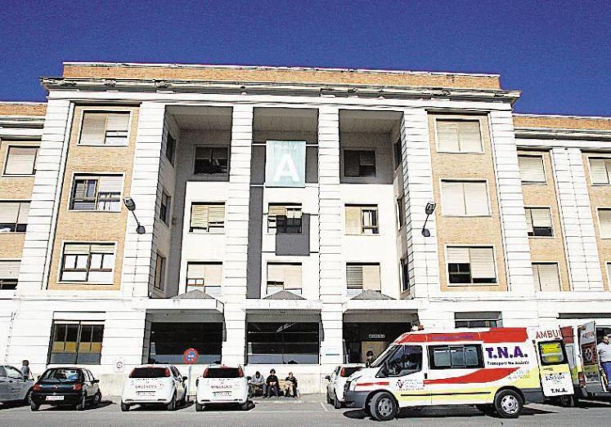 Una de las fachadas del Hospital General Universitario de Valencia.