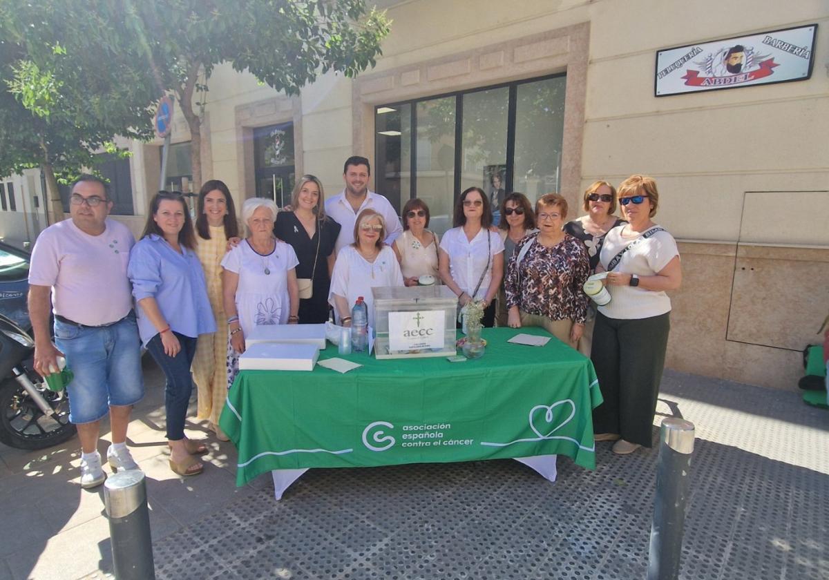 La tradicional cuestación contra el cáncer recauda 3.264 euros
