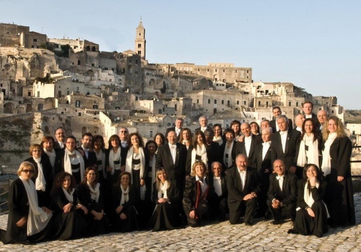 La prestigiosa coral italiana cantori materani actúa en la iglesia de la sang | las provincias