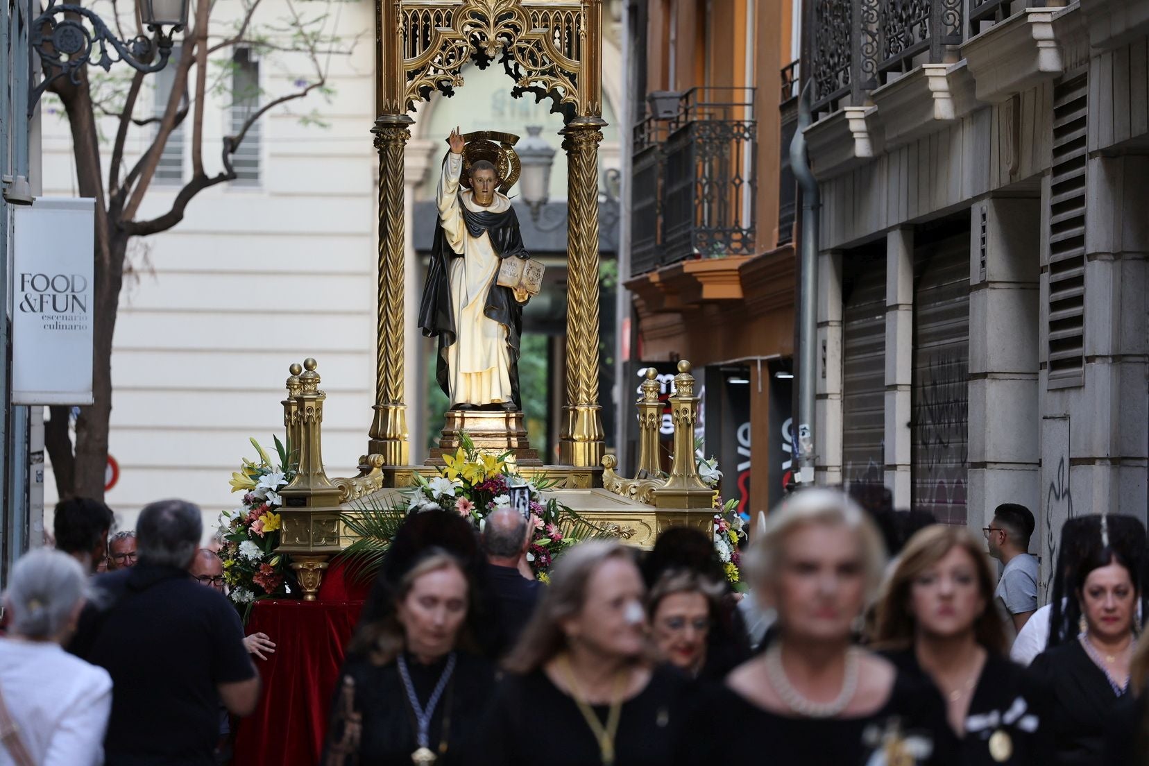 FOTOS | Así ha sido la procesión de los niños de San Vicente Ferrer en Valencia