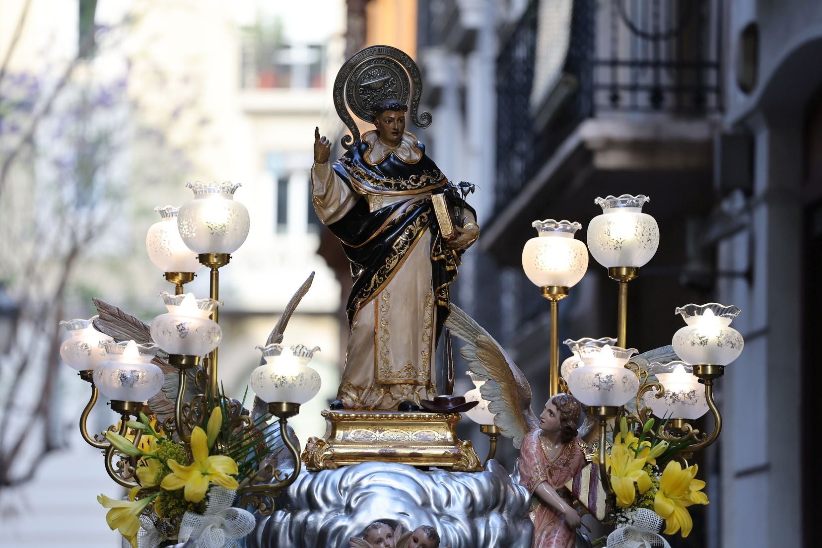 FOTOS | Así ha sido la procesión de los niños de San Vicente Ferrer en Valencia