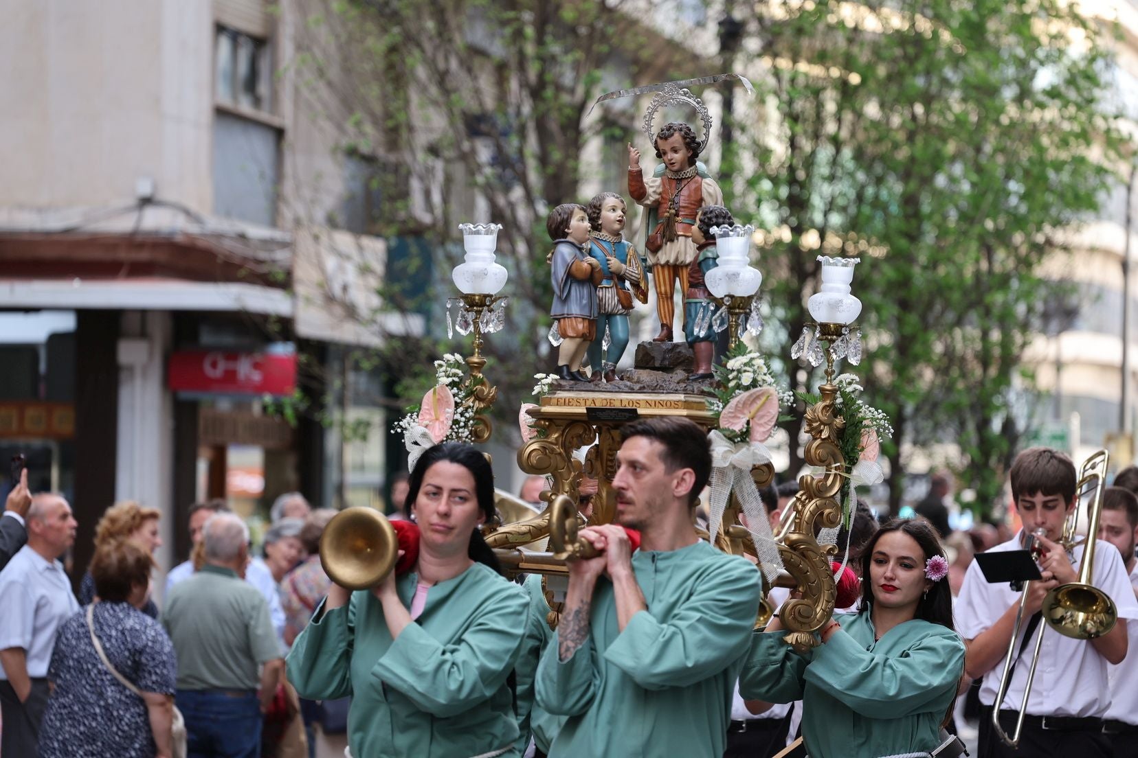 FOTOS | Así ha sido la procesión de los niños de San Vicente Ferrer en Valencia