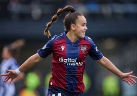 Daniela Arques, en un partido con el Levante femenino.