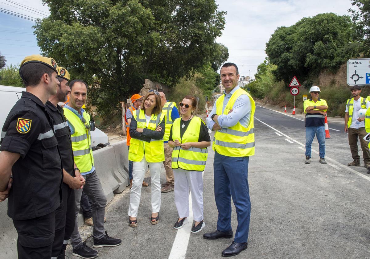 Visita a la reapertura del puente.