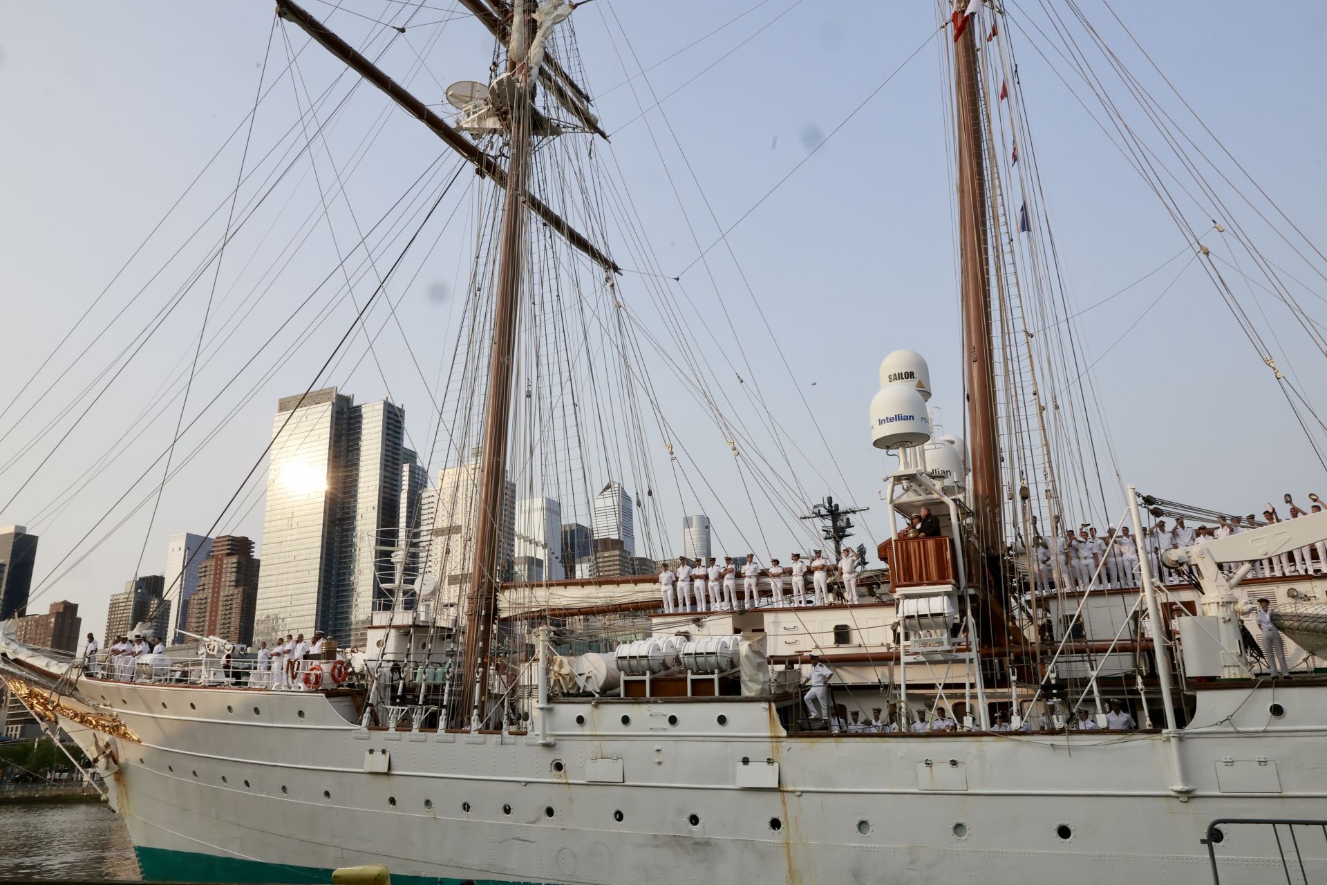 Leonor y los tripulantes del Juan Sebastián Elcano llegan a Nueva York