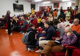 Una de las asambleas que ha celebrado Compromís.