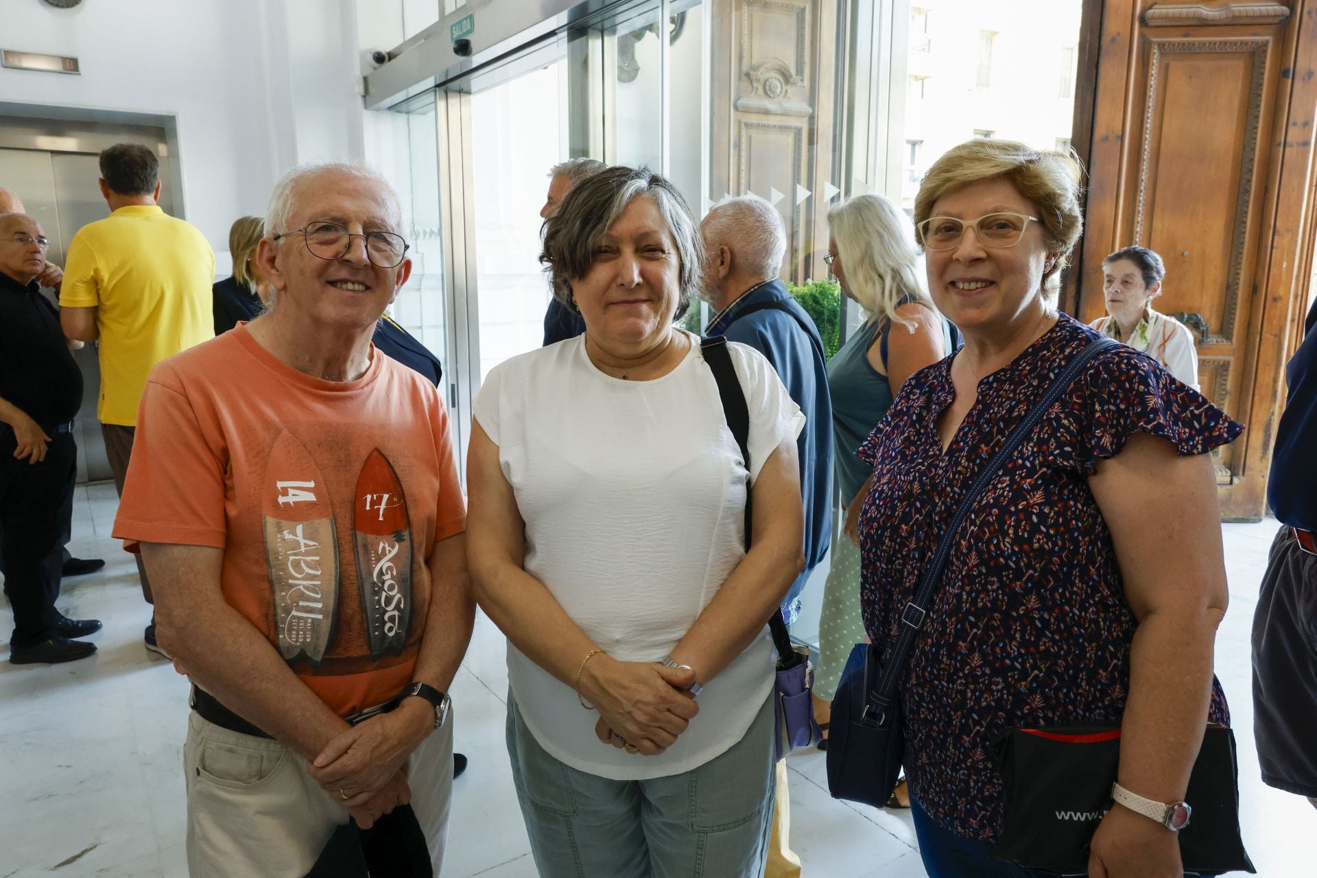 FOTOS | Esteban González Pons presenta su novela en Aula LAS PROVINCIAS