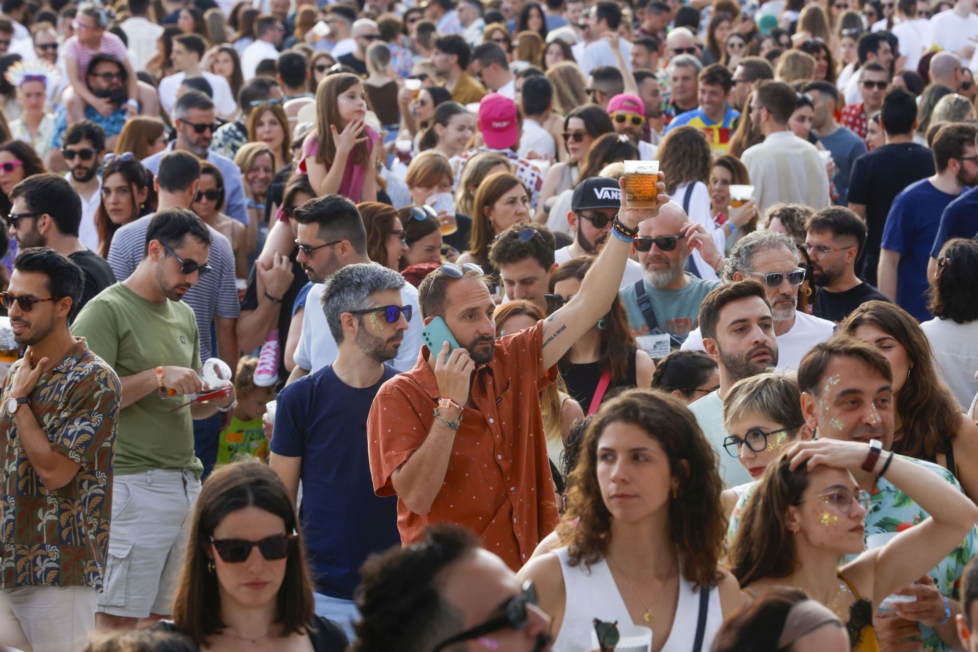 FOTOS | Búscate en el Festival de les Arts 2025 (viernes)