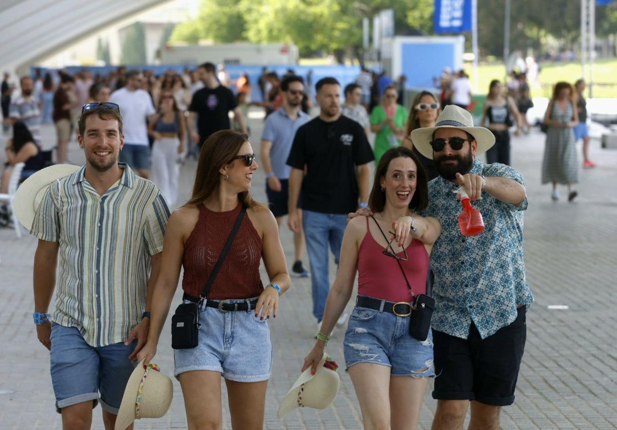 FOTOS | Búscate en el Festival de les Arts 2025 (viernes)