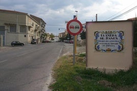 Entrada al municipio de Llanera de Ranes.