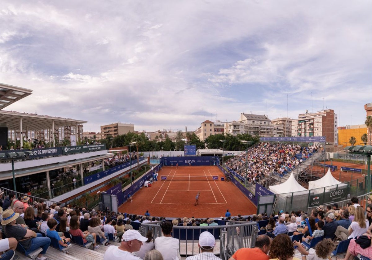 Pista del club de tenis de Valencia.