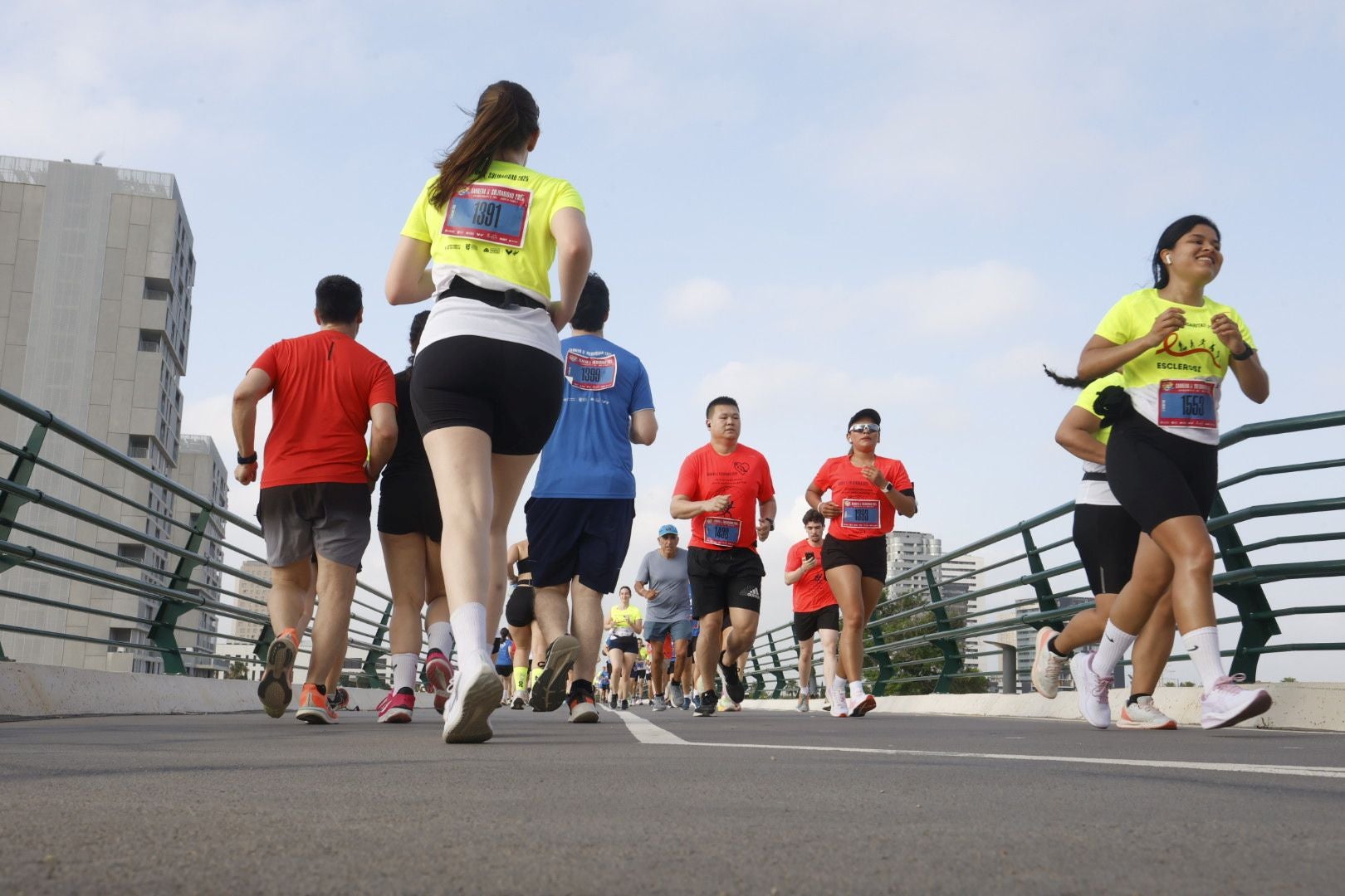 Búscate en la &#039;Carrera por la Solidaridad&#039; en Valencia