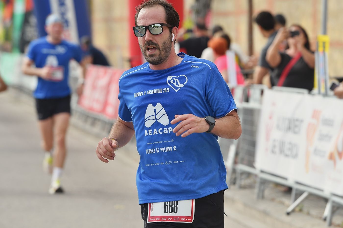 Búscate en la &#039;Carrera por la Solidaridad&#039; en Valencia