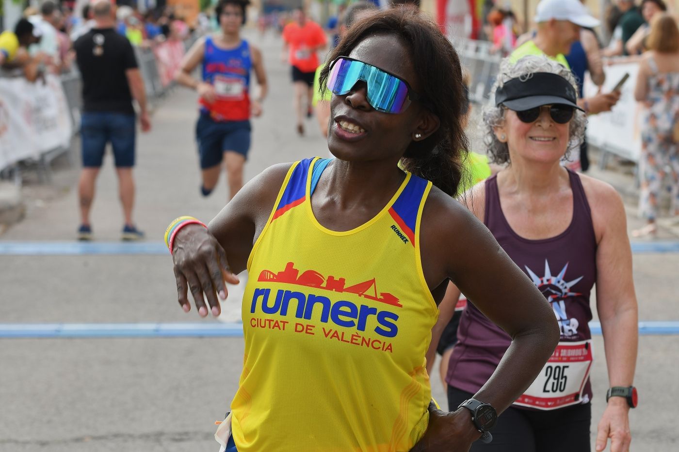 Búscate en la &#039;Carrera por la Solidaridad&#039; en Valencia