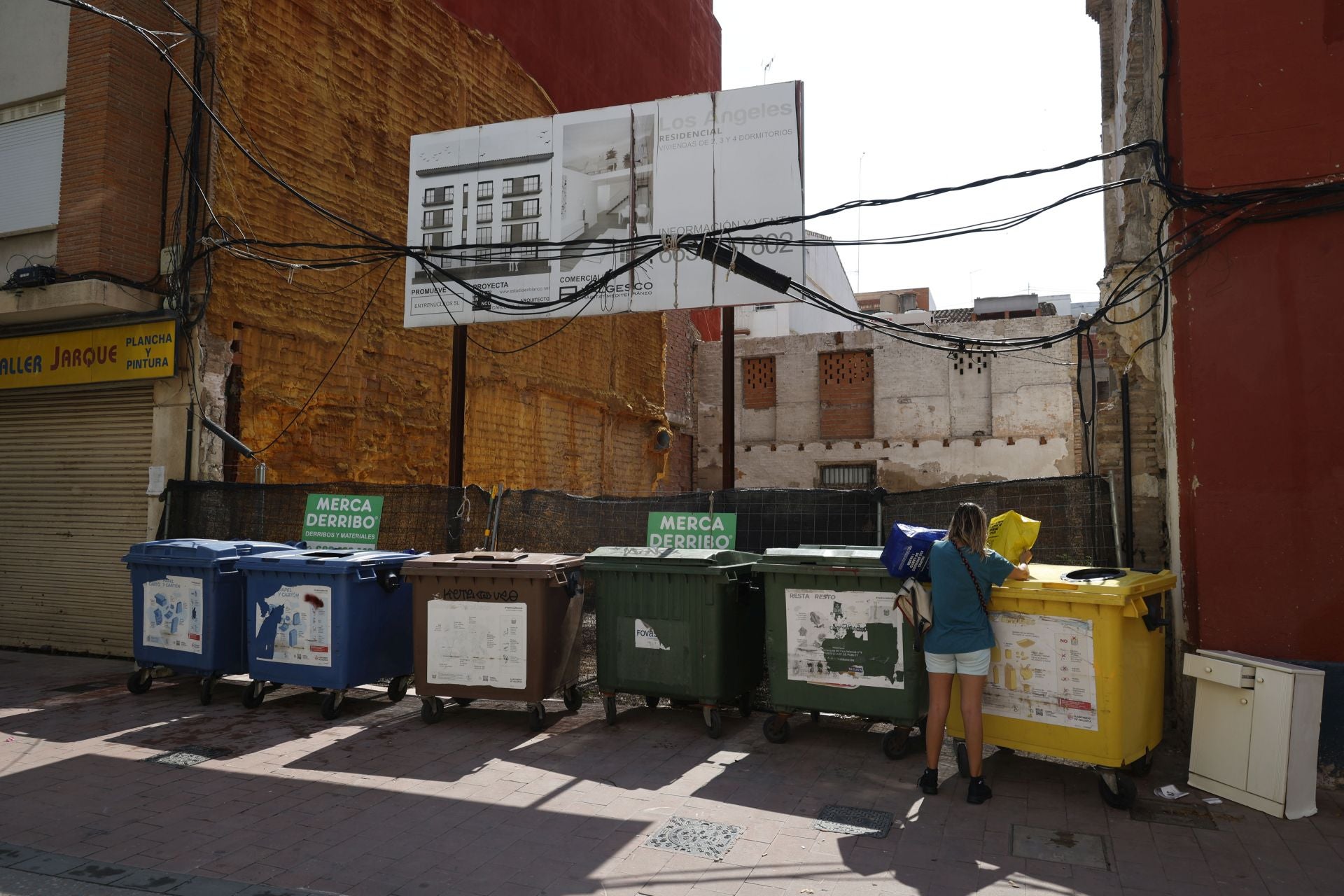 Obras para la construccion de nuevos edificios en solares de todo el Marítimo, Cabanyal, Grao y Canyamelar