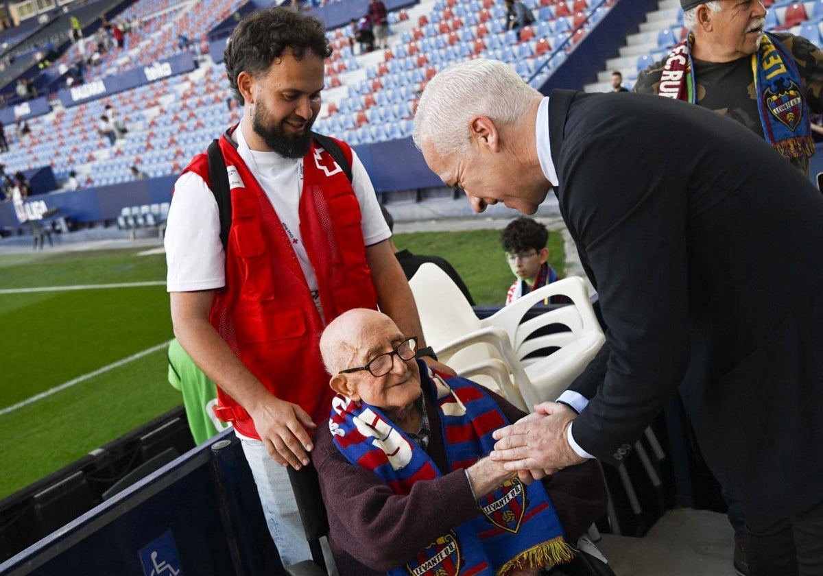 El Levante hace posible la voluntad de sus socios más veteranos