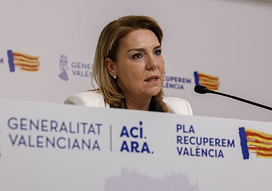 La vicepresidenta primera del Consell, Susana Camarero, en una rueda de prensa tras el pleno del Consell.