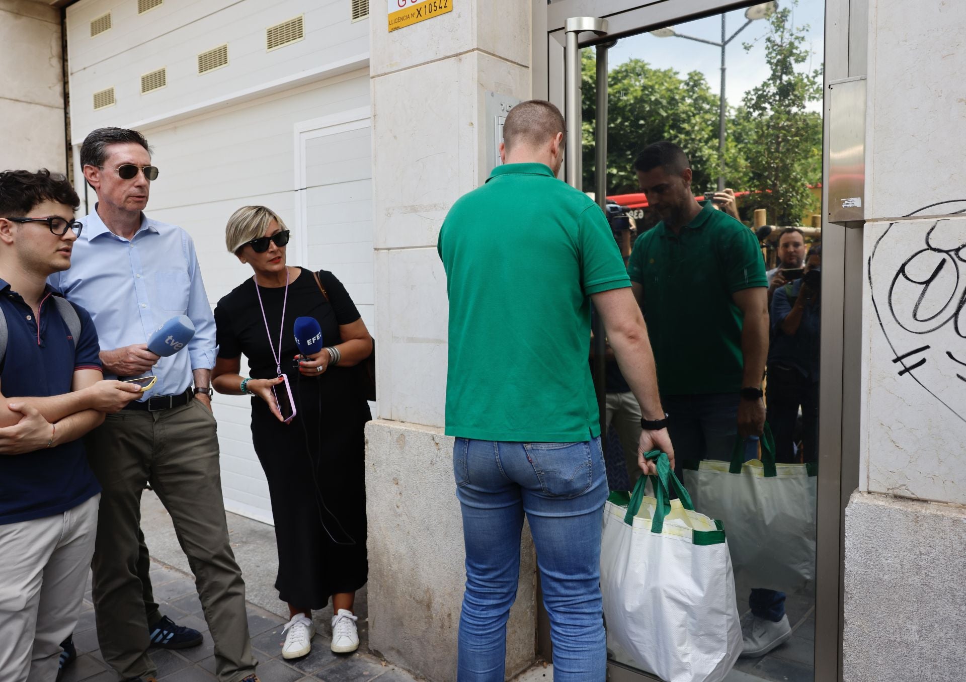 La UCO registra la casa de Ábalos en Valencia en busca de pruebas del pago de comisiones en el &#039;caso Koldo&#039;