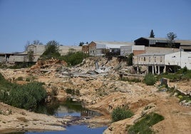 Zona industrial junto a un barranco en Aldaia.