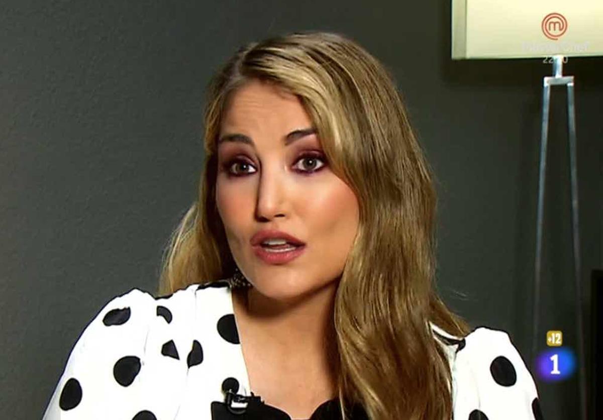 Alba Carrillo, colaboradora de 'La familia de tele'.