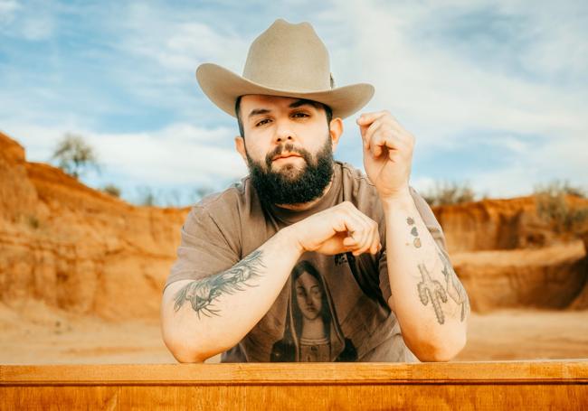 El cantante mexicano Carín León.