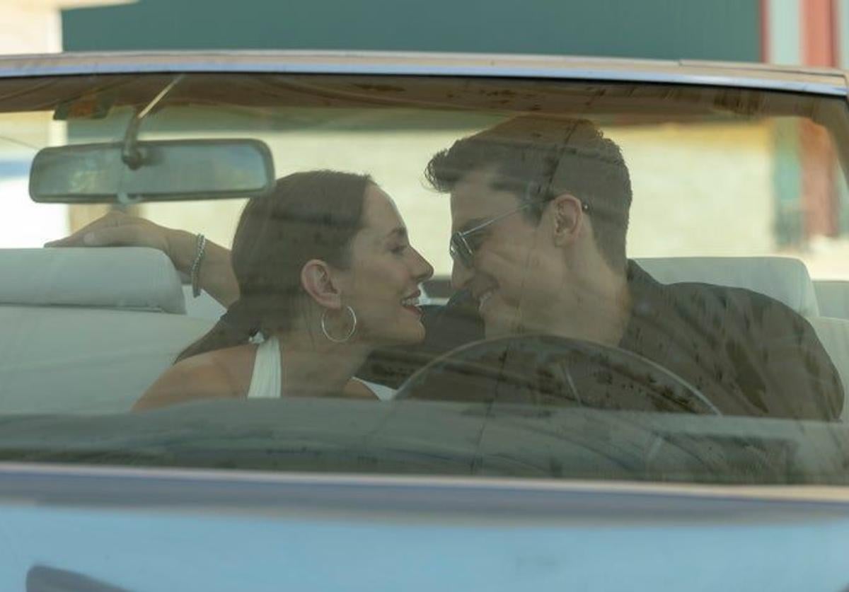 Silvia Alonso y Álex González en una escena de 'Ladrones'.