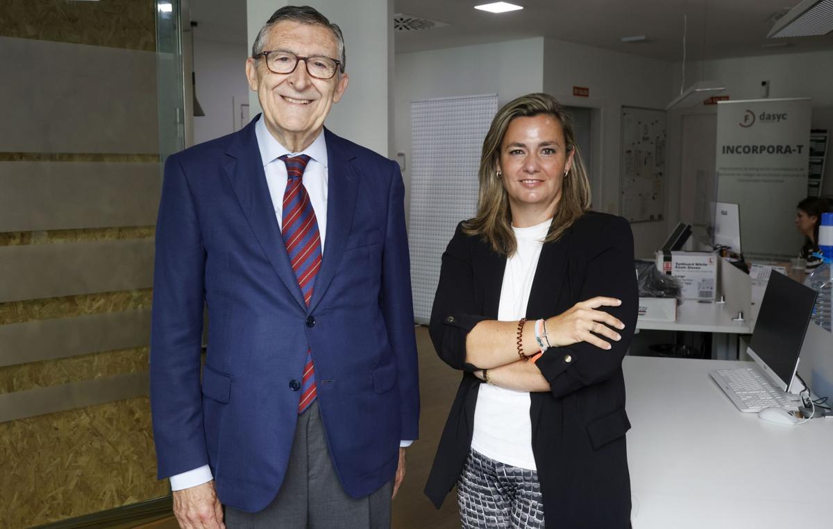 Víctor Martínez Galán e Isabel Pérez-Cea.