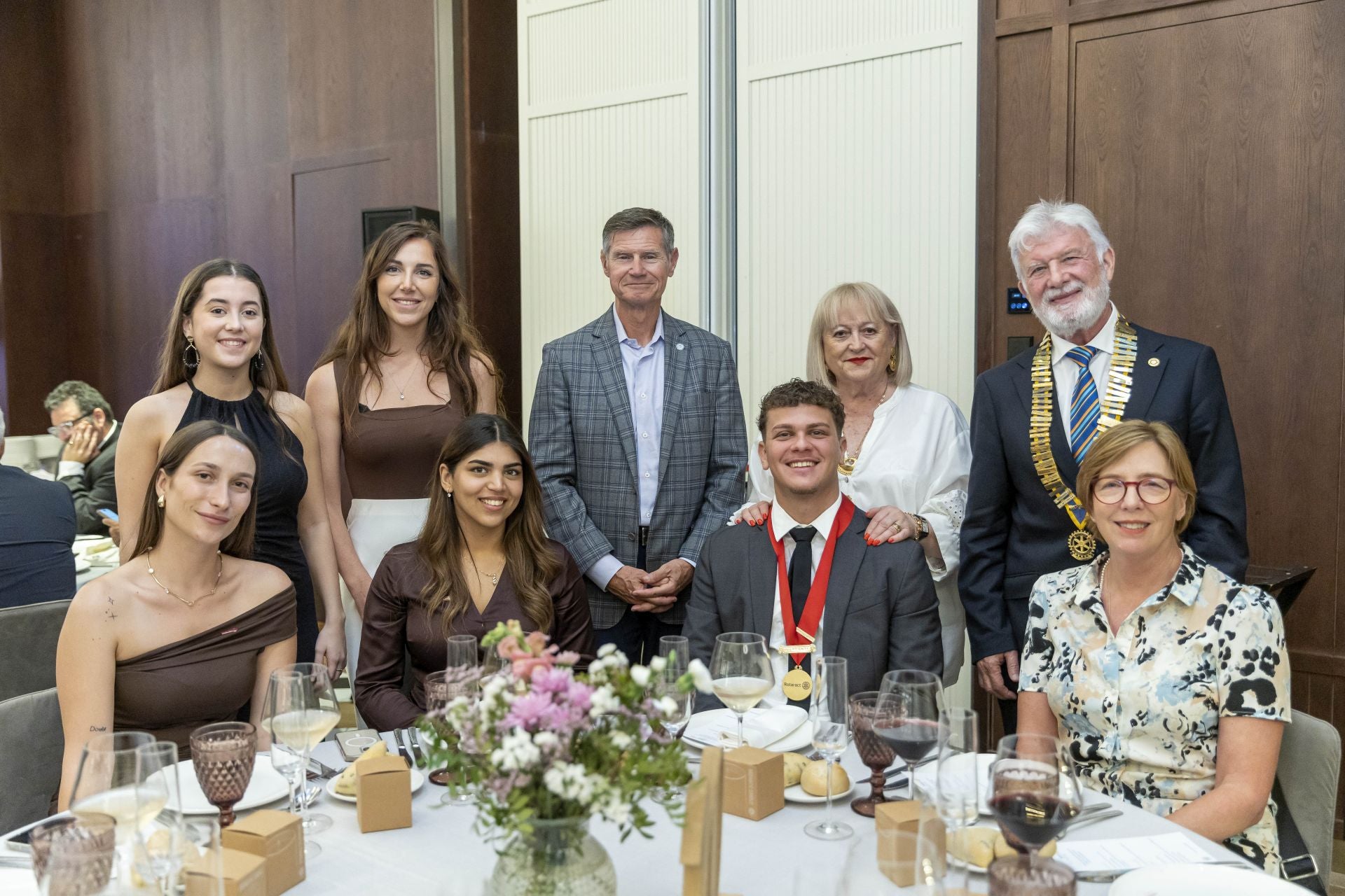 Los apellidos que han apoyado la creación del nuevo Rotary Club de Valencia Seu.