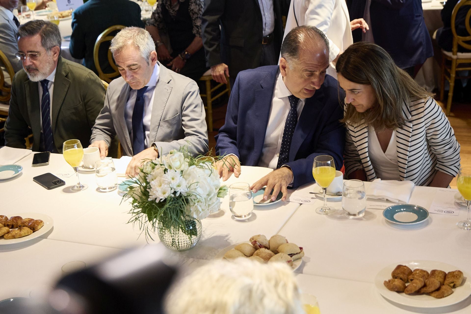 El desayuno informativo de Nueva Economía Fórum, en imágenes