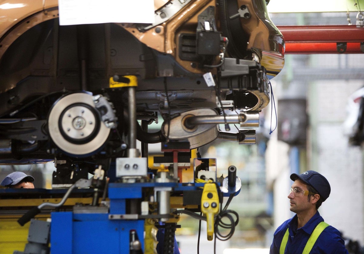 Trabajador en la fábrica de Ford Almussafes.