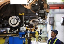 Trabajador en la fábrica de Ford Almussafes.
